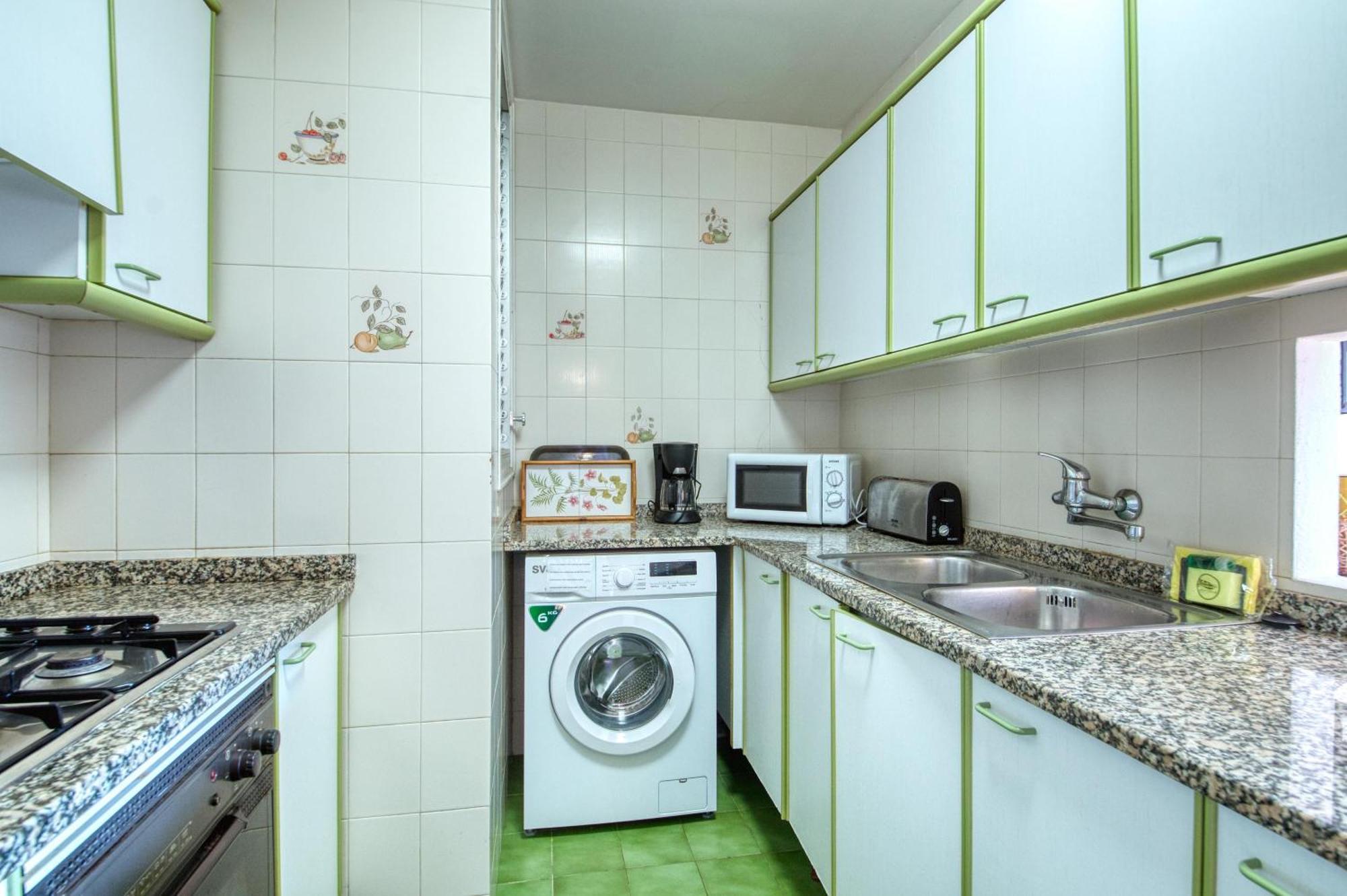 Apartaments Can Niell カレリャ・デ・パラフルジェリ エクステリア 写真
