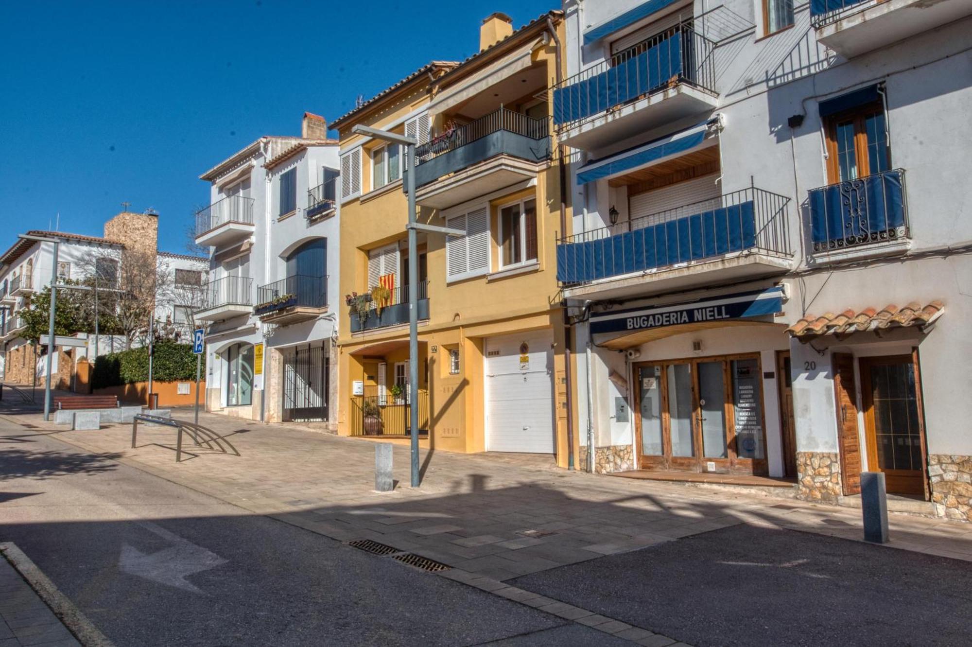Apartaments Can Niell カレリャ・デ・パラフルジェリ エクステリア 写真